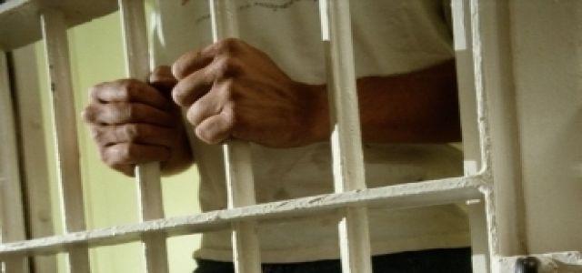 Blogging the strike: activists remain behind bars