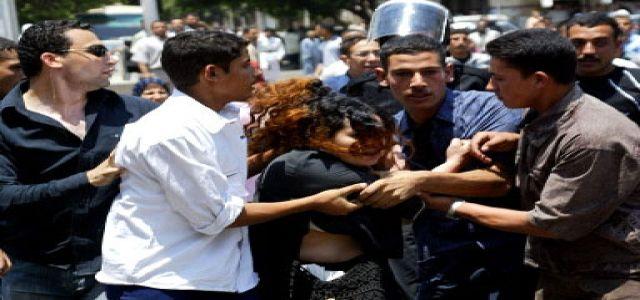 Officer, 3 Detectives Slap Student on Nape to Paralysis