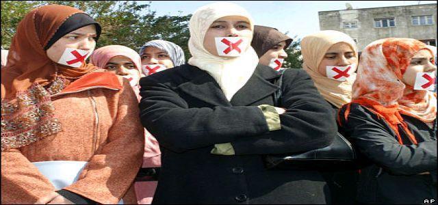 Islamists at the Gate, But It’s Okay