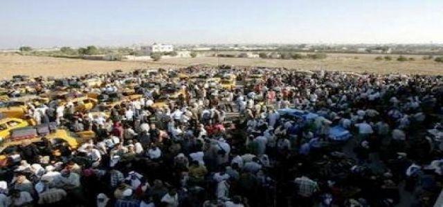 Palestinians break out from Gaza siege