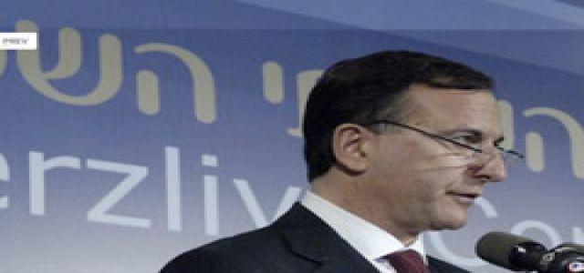 Top EU official backs Israel’s crimes in occupied Gaza