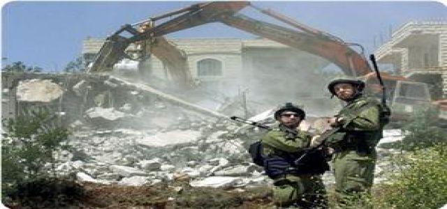 IOF troops storm Jerusalemite home, kidnap youth and steal golden jewelry