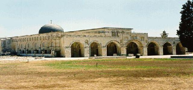 Hamas: Israel expedites steps to destroy the Aqsa Mosque