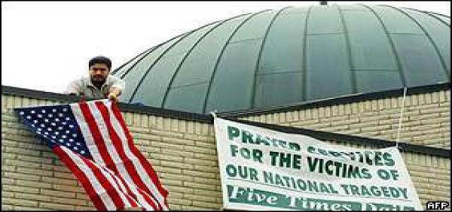 American extremists use Islamic extremism to fuel anti-Muslim hate
