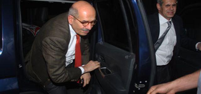 Mubarak says ElBaradei can run in 2011