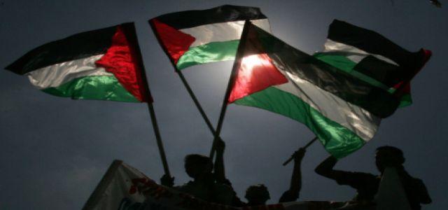 Occupation policemen quell Jerusalem march, arrest 16