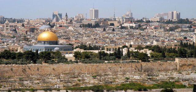 Egyptian minister calls on Muslims worldwide to visit Jerusalem