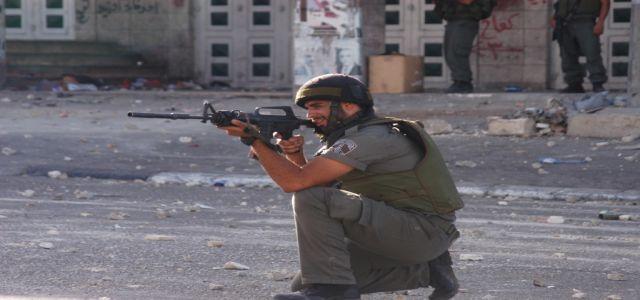 IOF troops raid Bethlehem, clash with youths